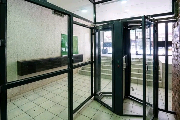 Bachelor flats to let in joubert park
bachel  in Johannesburg