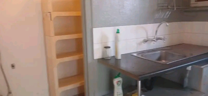 2 bedroom cottage for 8000 water and electric  in Kensington