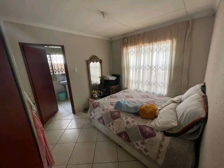 3 bedroom house to rent 
r6000 rental 
r600  in Birch Acres