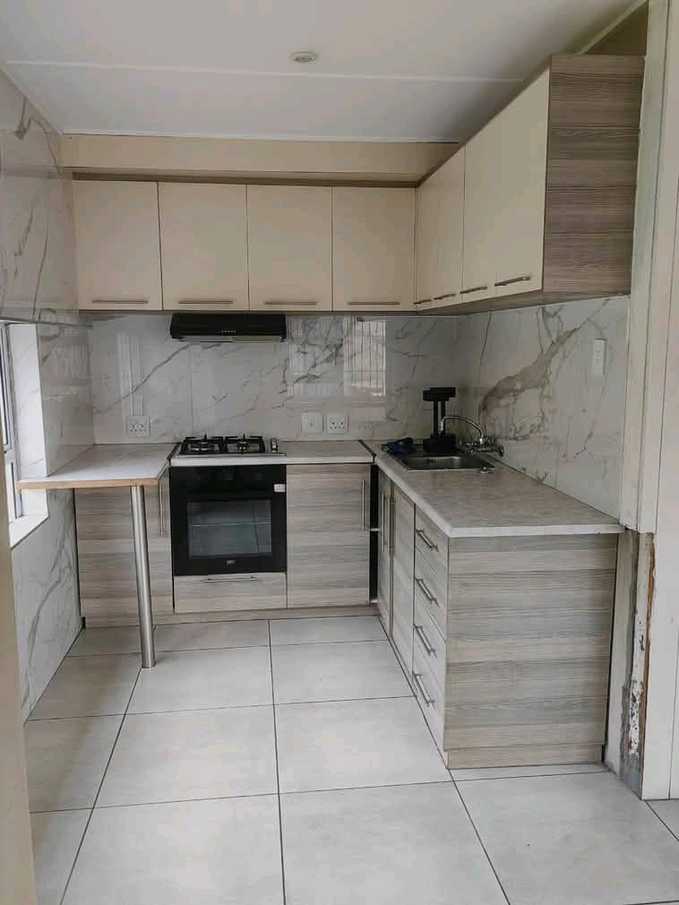 A beautiful 2 bedroom cottage fit for family,  in Edenvale