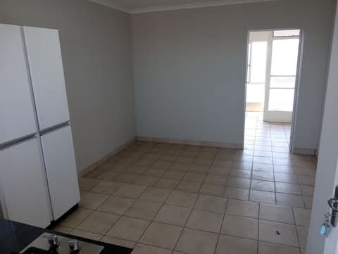 1 bedroom flat to rent max 3 people 
highris  in Berea