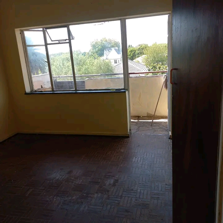Room available immediately in sharpstreet app  in Yeoville