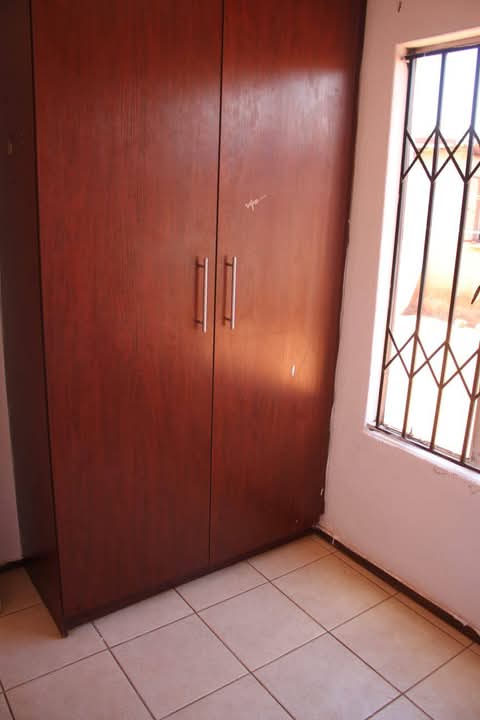 Here s a 2 spacious bedroom house available f  in Protea Glen
