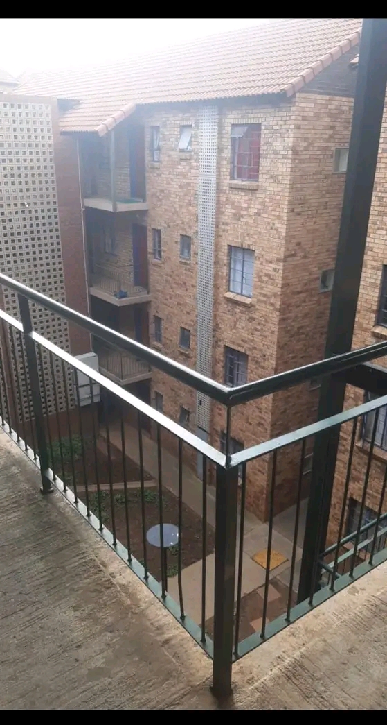 2 bedroom apartments to let located next to n  in Newtown