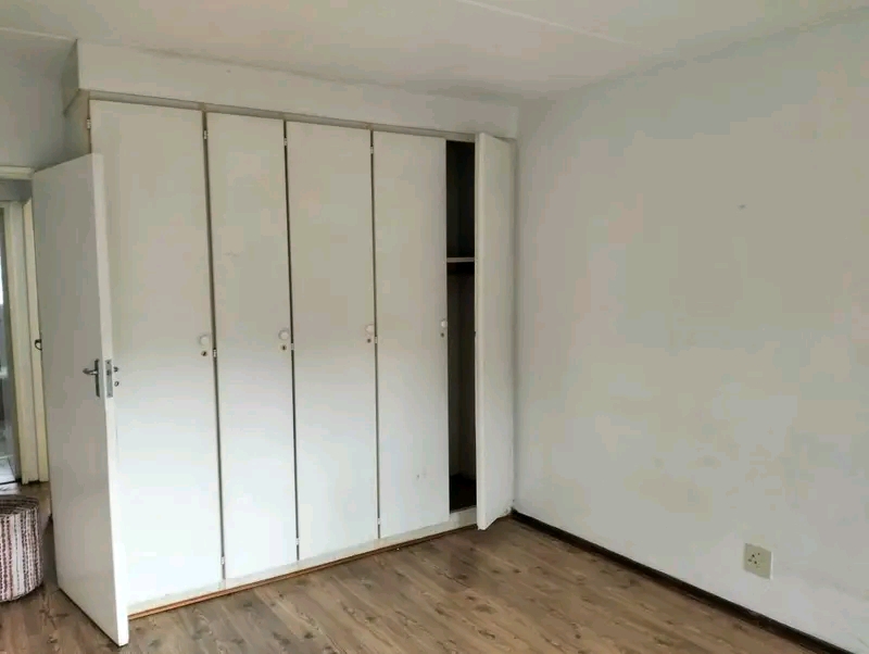 2 beds and 1 bath specious ground floor apart  in Ferndale