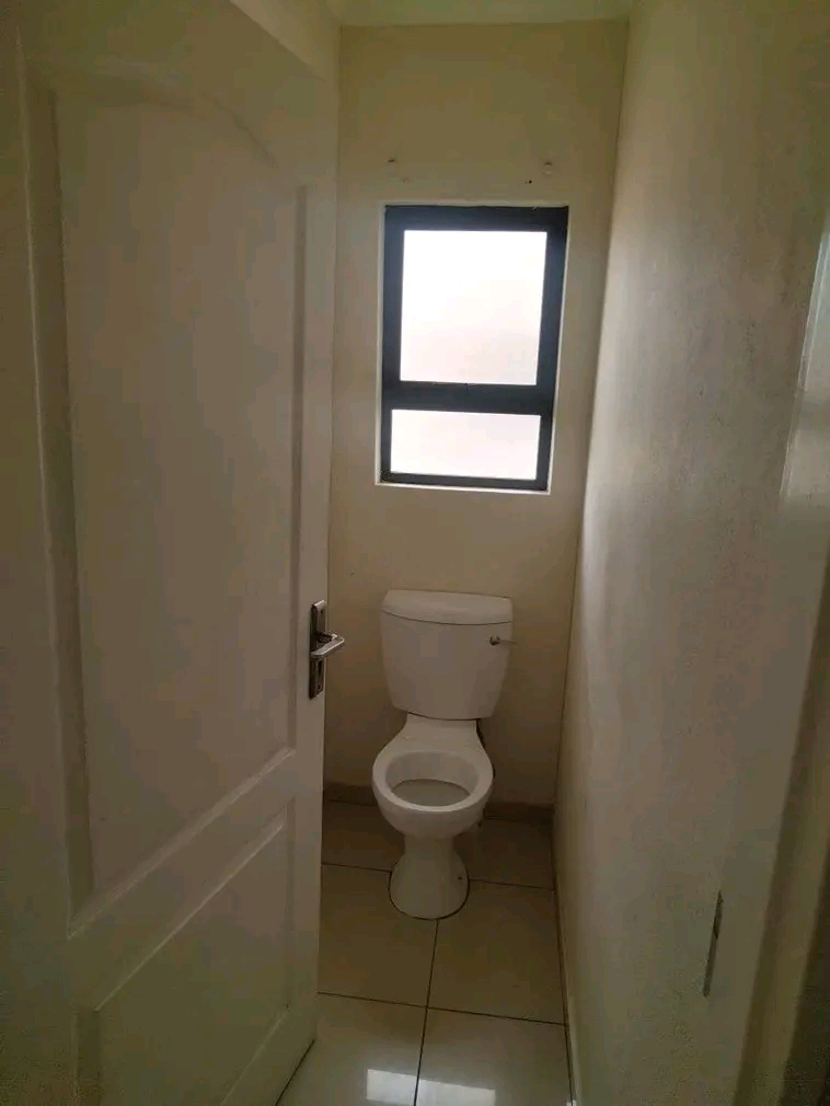 House for rental in cosmo city ext 10 

3 b  in Cosmo City