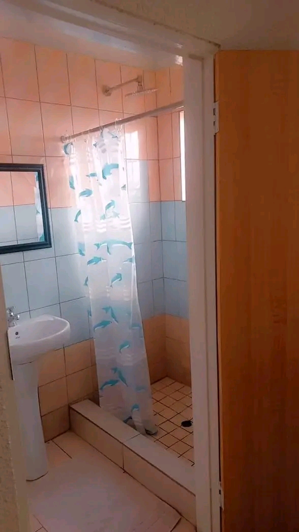 Milly guest house (34 princes street troyevil  in Troyeville