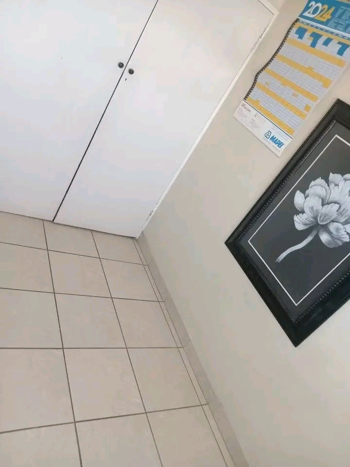 I have available room for 1 person cosmos roa  in Primrose