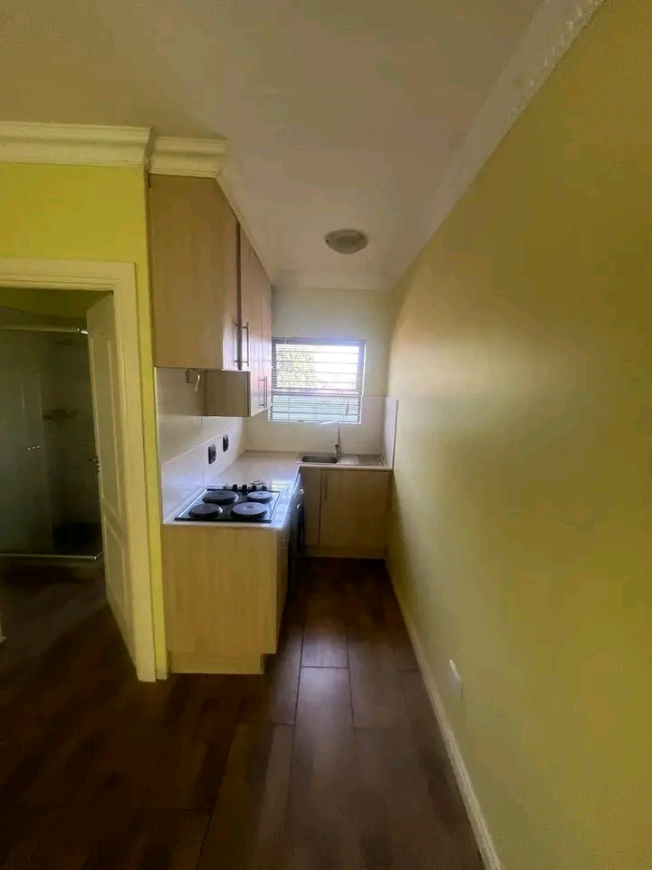 A spacious cottage available to rent in ext 1  in Cosmo City