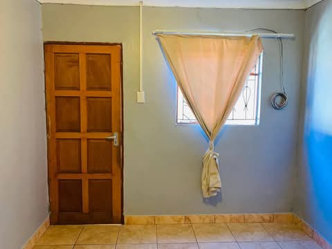 Single room to rent ext 27
rent: r1600
depo  in Birch Acres
