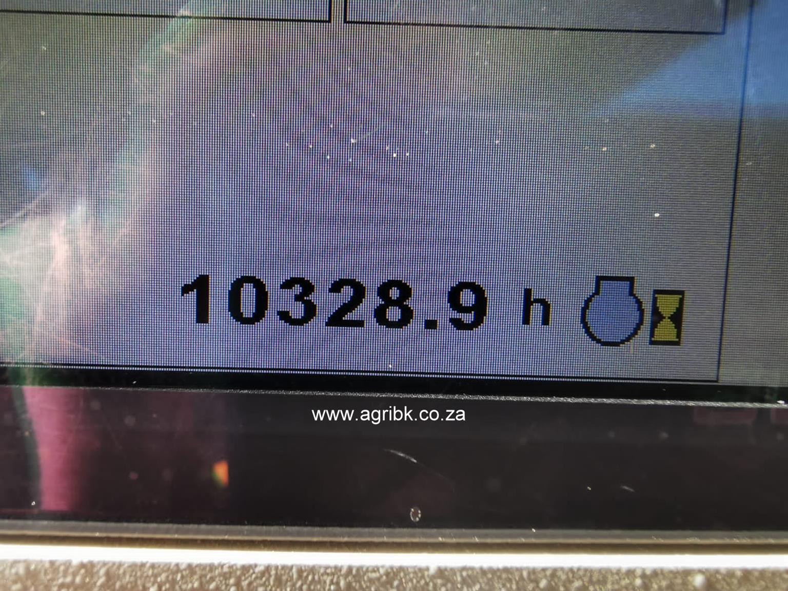 2012 john deere 8295 r 1