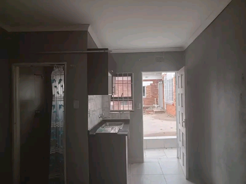 Bachelor apartment for rent – orion street,  in Kensington