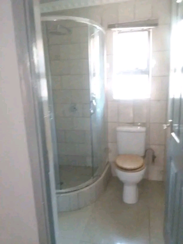 Bachelor available in ex2 
with 
fitted war  in Rabie ridge