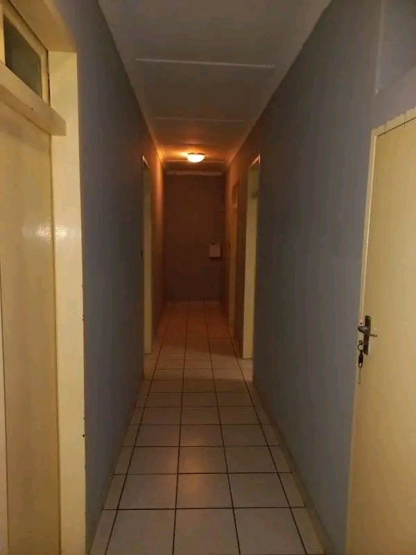 3 bedroom house with 2 bathroom house to let   in Kensington