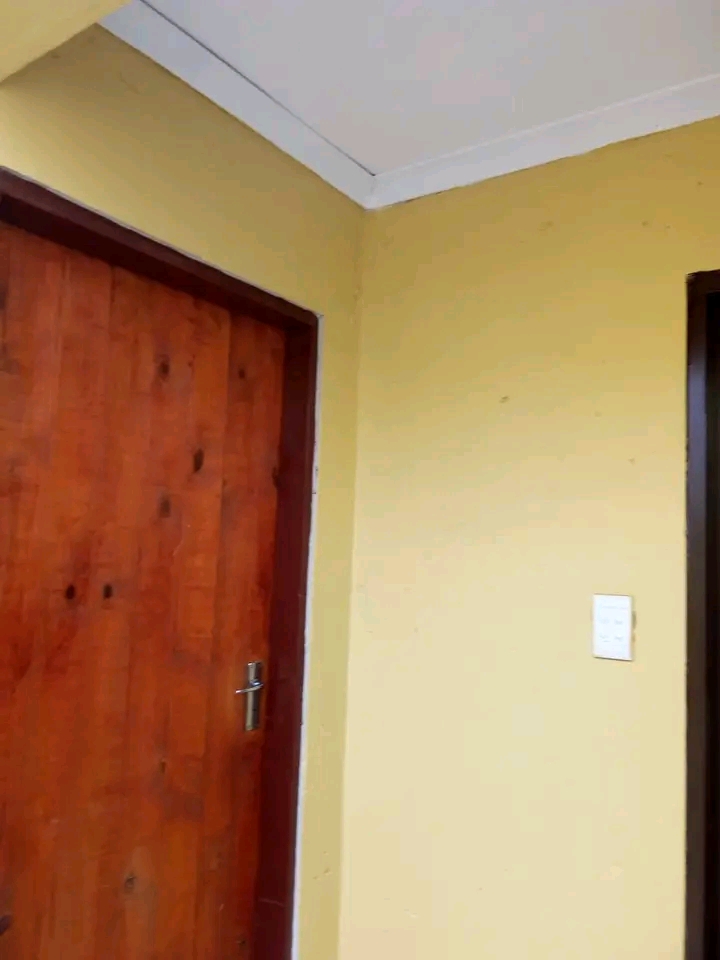 Room available for rental. ext 13 protea glen  in Protea Glen
