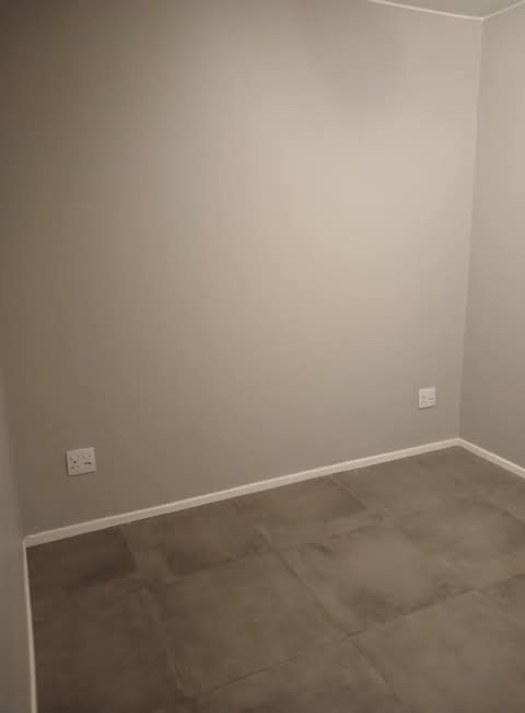 Room available in a 2 bedroom at erand creek   in Midrand