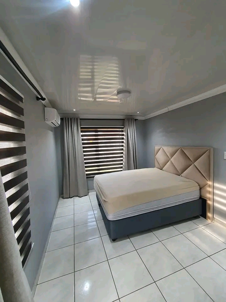 Stunning 3 bedroom house located in paradise,  in Vosloorus