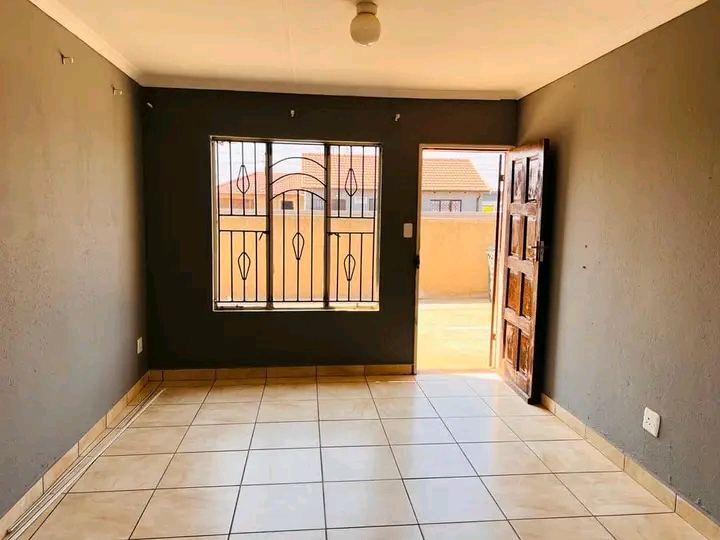 Get this 2 bedroom house rental available imm  in Protea Glen