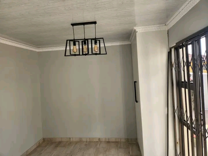 Big ensuite available immediately in gardens   in Dobsonville