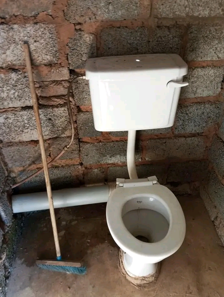 2 room rdp house, with an outside and inside   in Primrose
