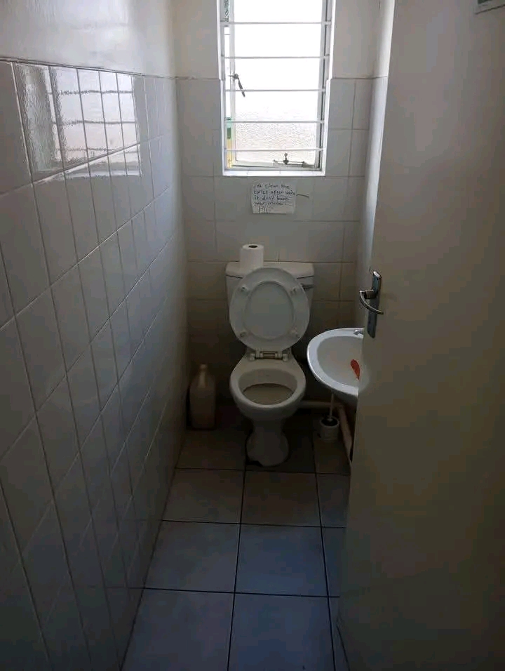 Room to rent for one person jeppe east
close  in Kensington