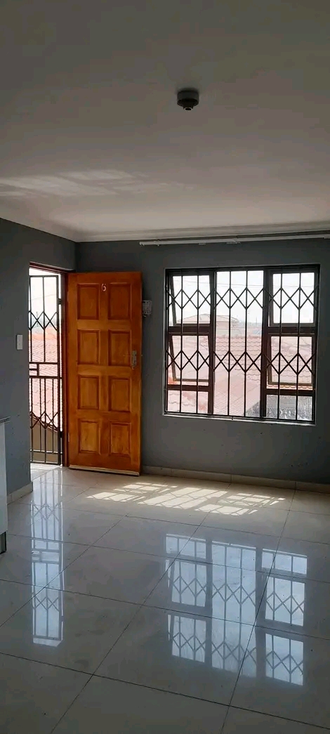 Room available for rental at ext20 
* shower  in Protea Glen