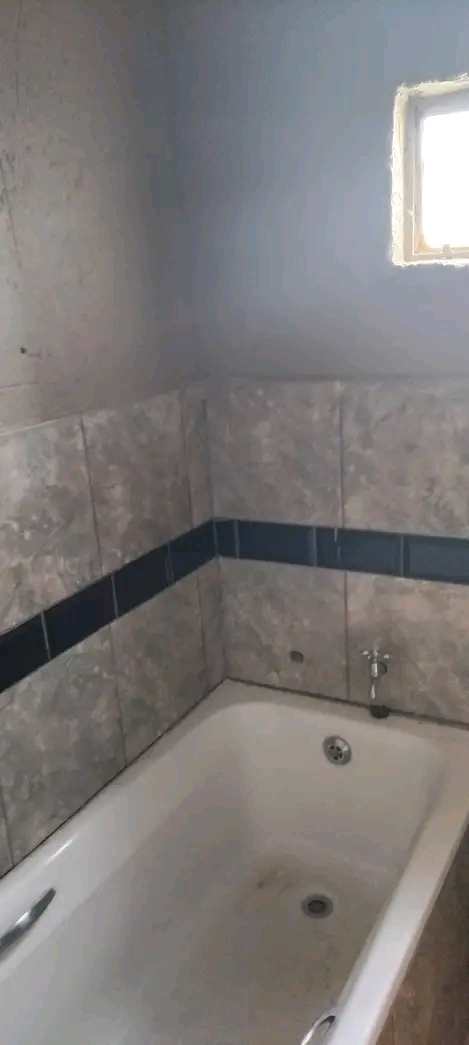 Bachelors available for rent 🏠 olievenbosc  in Centurion