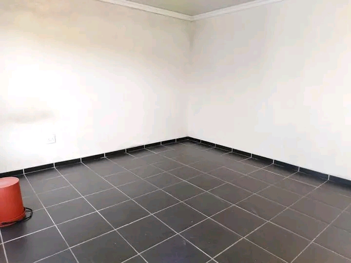 Mzimhlophe room for rental 🏅🏅🏅 sowet  in Orlando West