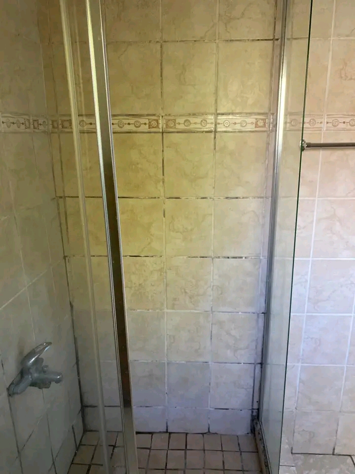Available immediate.
cozy granny flat perfec  in Boksburg