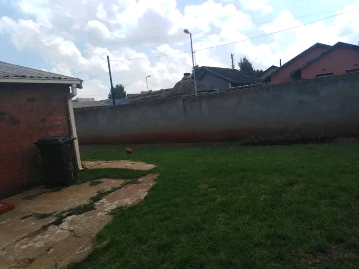 4 room house available at soweto naledi ext n  in Naledi