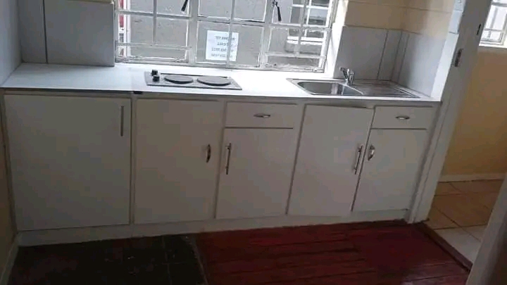 Rooms to rent available at 66 elsburg road 
  in Delville