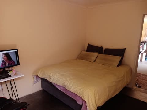 Place available for end of february occupatio  in Tembisa