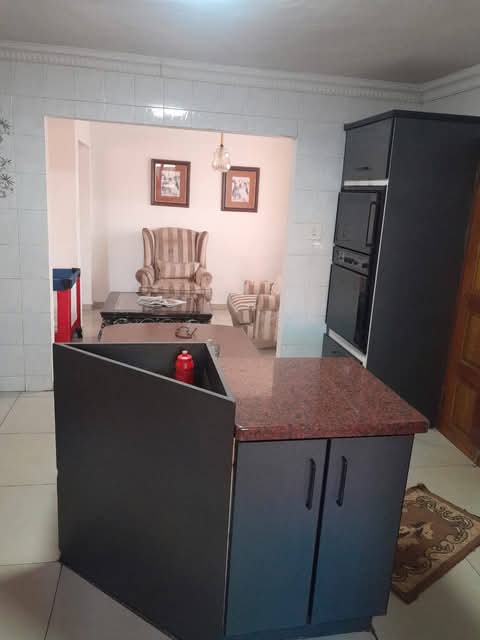 Spacious family home for rent
features:
- 3  in Vosloorus