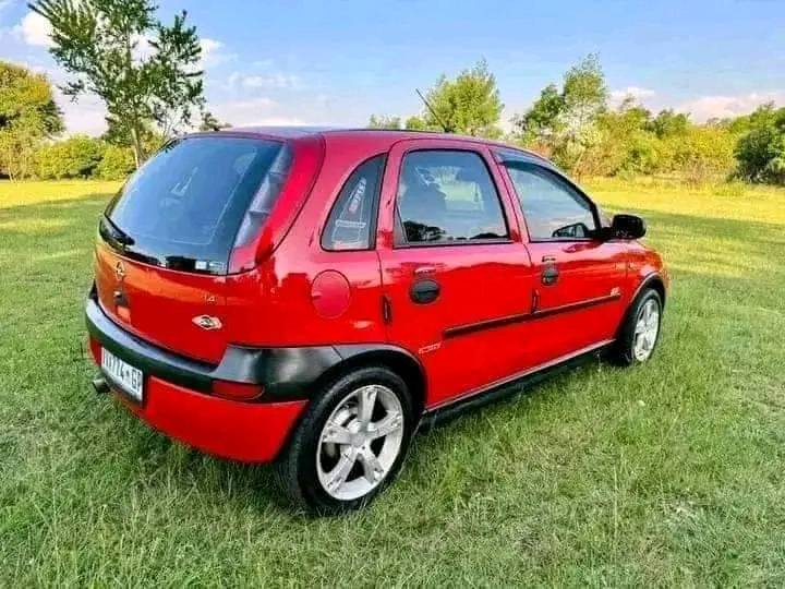  corsa gamma for sale in good condition accid  in Kwadukuza