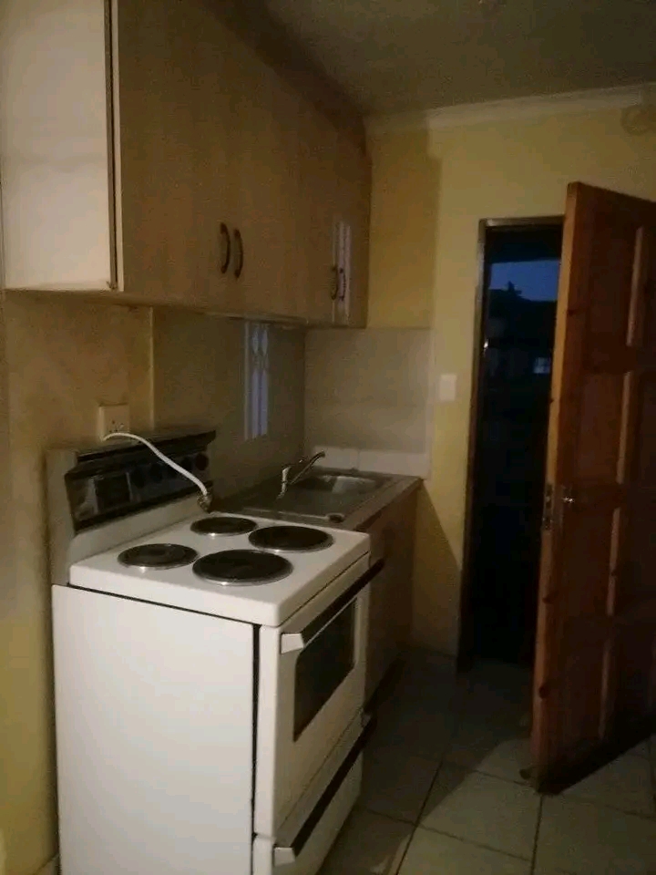 2 bedroom 1bath house available for rental in  in Benoni