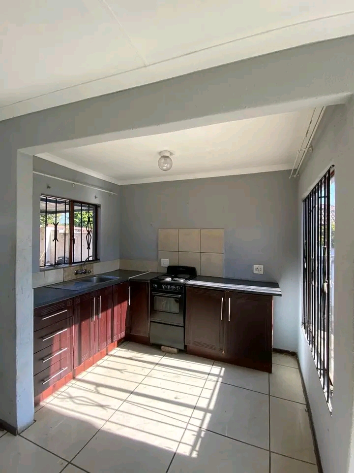 2 bedroom 1 bath house to rent immediately in  in Cosmo City