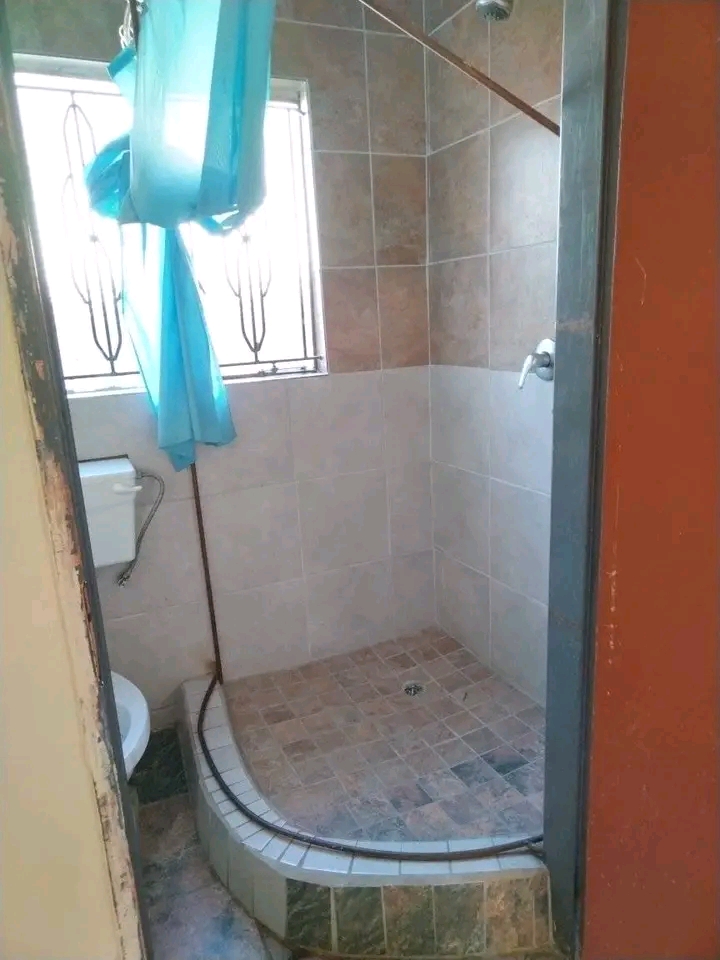 2 room apartment to let
r3500 monthly rental  in Birch Acres