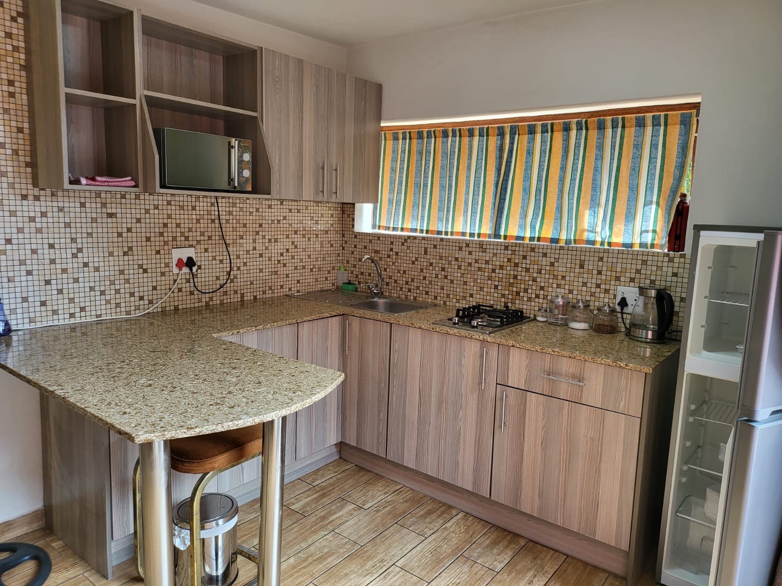 50 galena affordable luxury - short term self  in Roodepoort