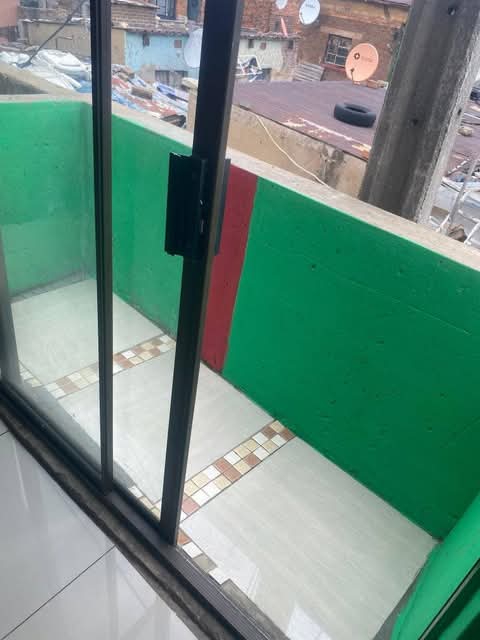 2 room house available
rent r2500
deposit r  in Alexandra