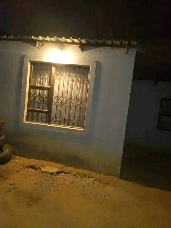 Garage room available in braamfischer phase 4  in Bramfischerville