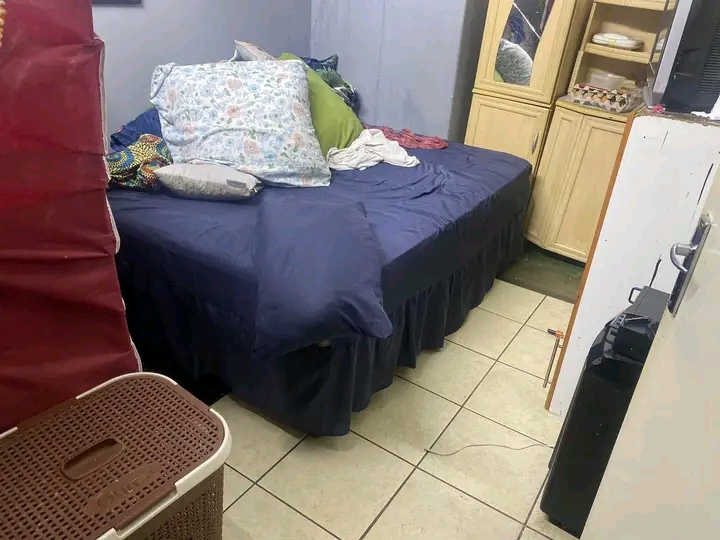 2xstandard rooms available at r2000pm in a 3b  in Johannesburg