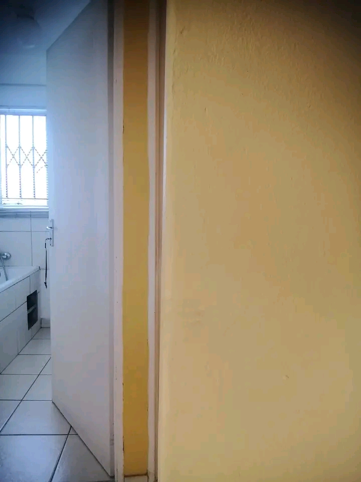 Stand alone house available to rent at x 20�  in Windmill Park
