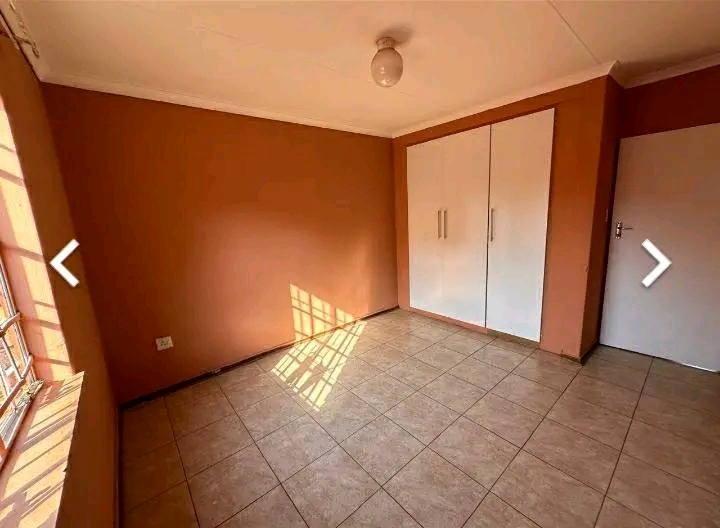 2 bedroom house to rent 
a lovely two-bedroo  in Birch Acres