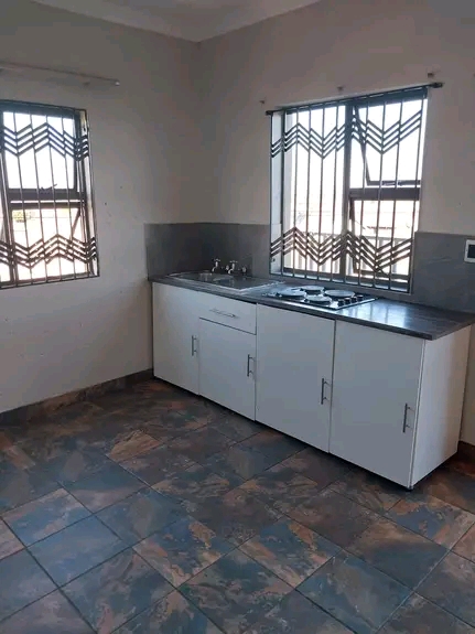 1bedroom with ensuite bachelor apartment is a  in Doornkop