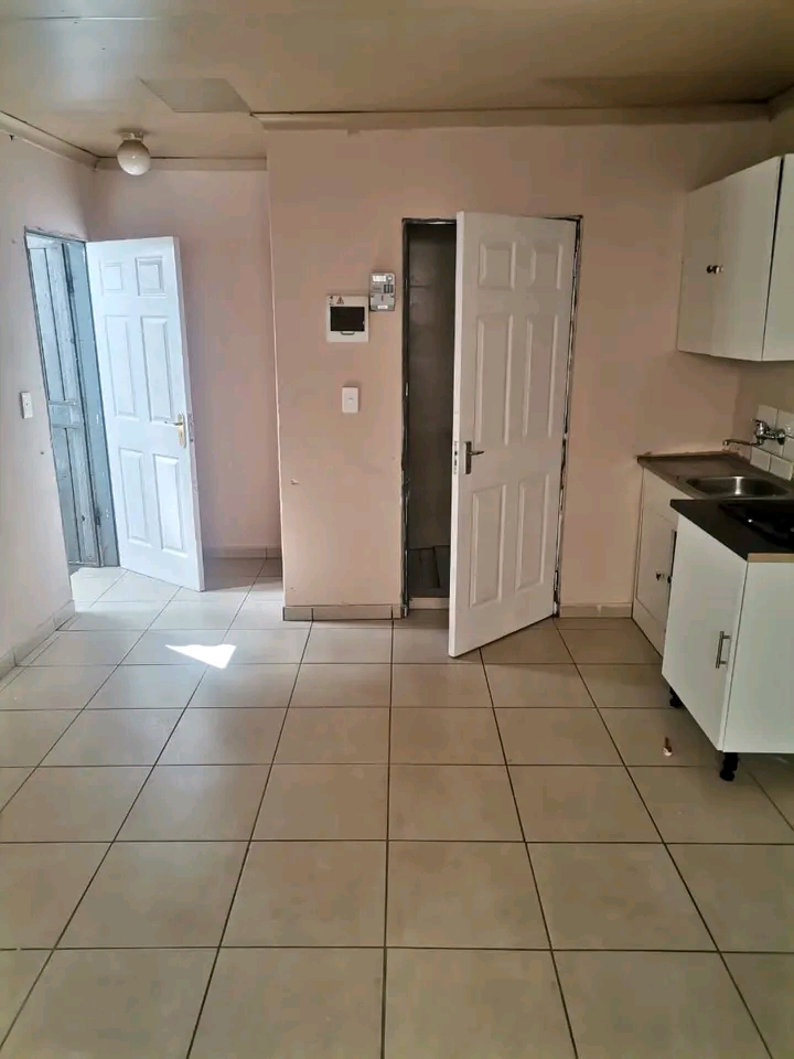 *new rentals ‼️
*available immediately �  in Birch Acres