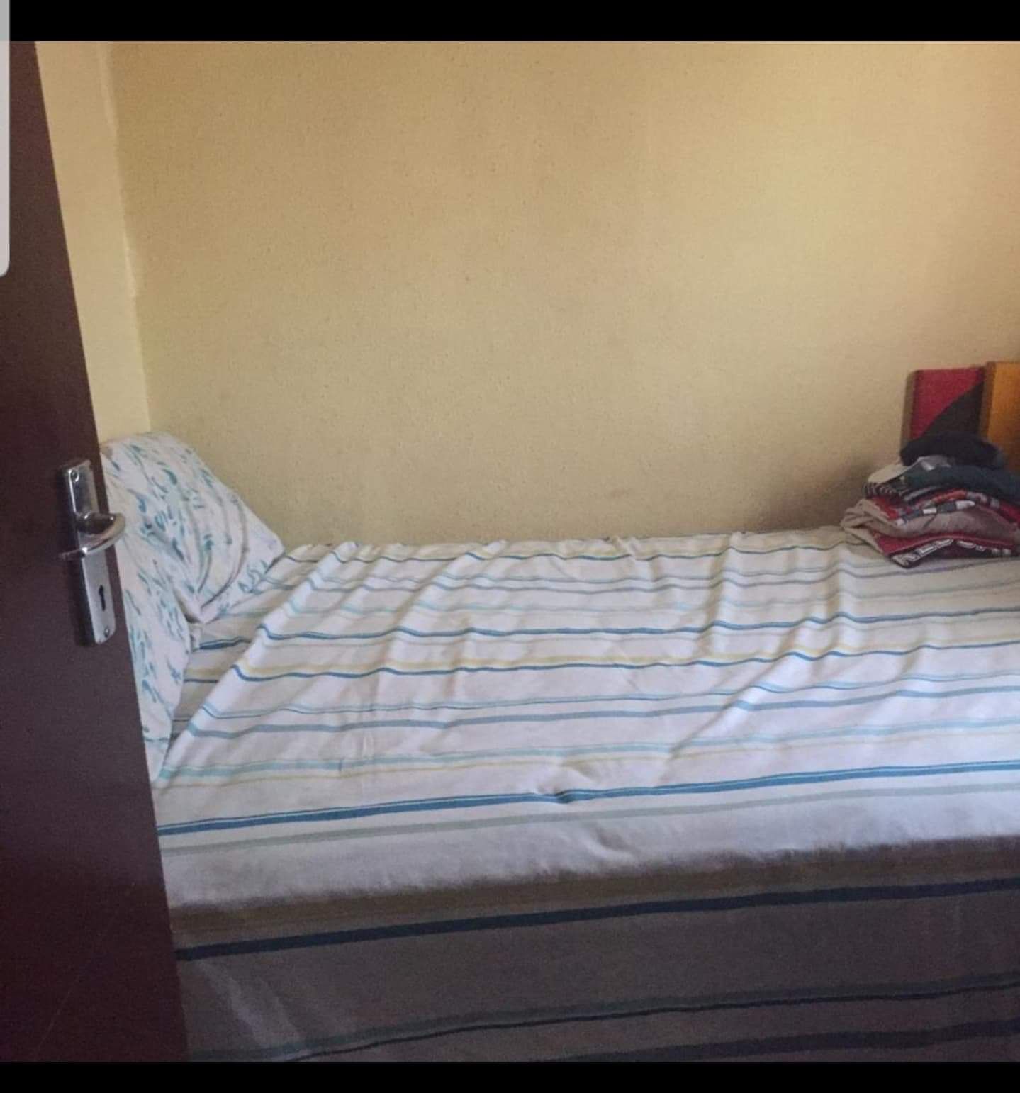 2 bedroom and 1 bathroom house (tollgate car   in Allandale