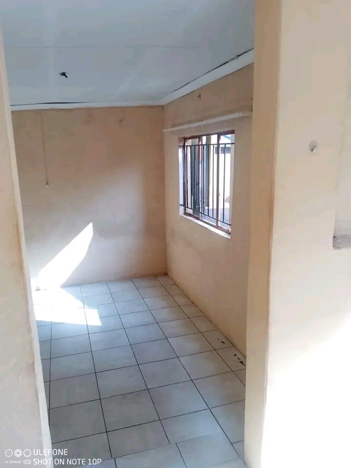 Open 2 room  to rent at malefeste dindela ava  in Vosloorus