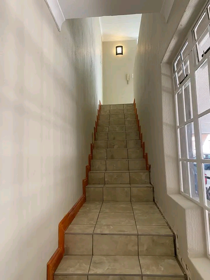 Newly renovated 2 bedroom dublex available fo  in Lyndhurst