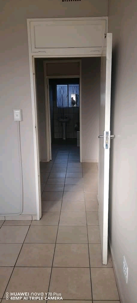 Rooms available at turf centre 
82 tramway j  in Turffontein