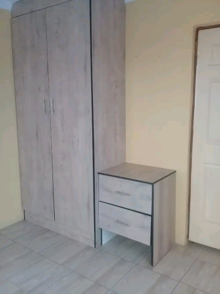 🏡 cottage to rent – ext 33 (available en  in Clayville
